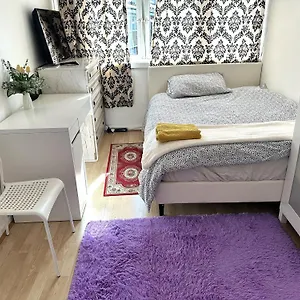 https://excellent-double-rooms-in-cheap-rate-around-central-london.cambridgehotelsuk.com
